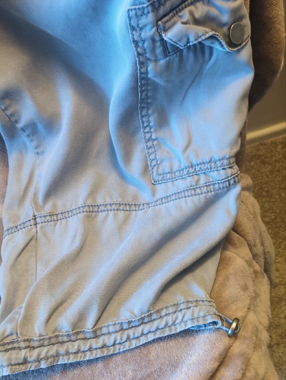 Lane Bryant 18/20 Capri Pants in Taupe - Picture 5 of 6